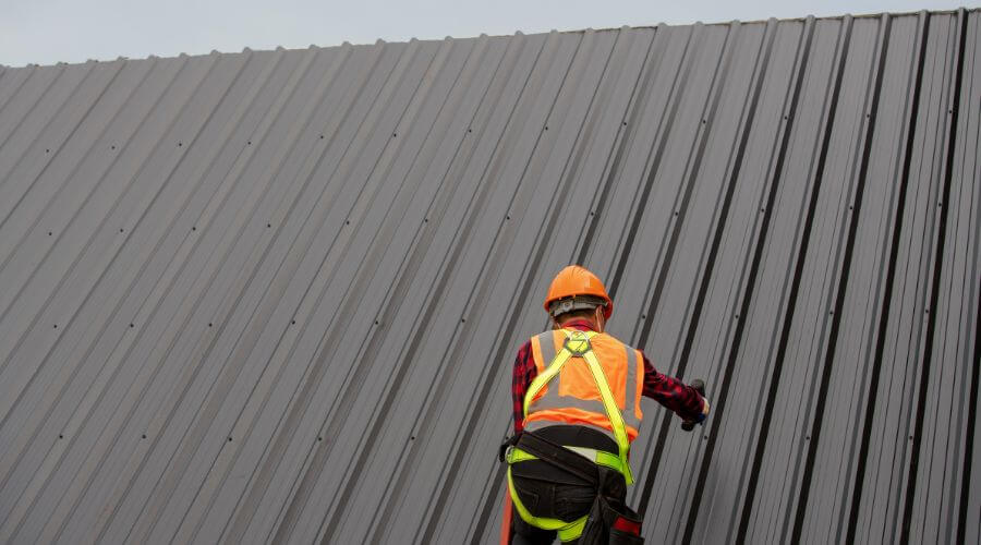 Professional residential roofers in Clyde, NC
